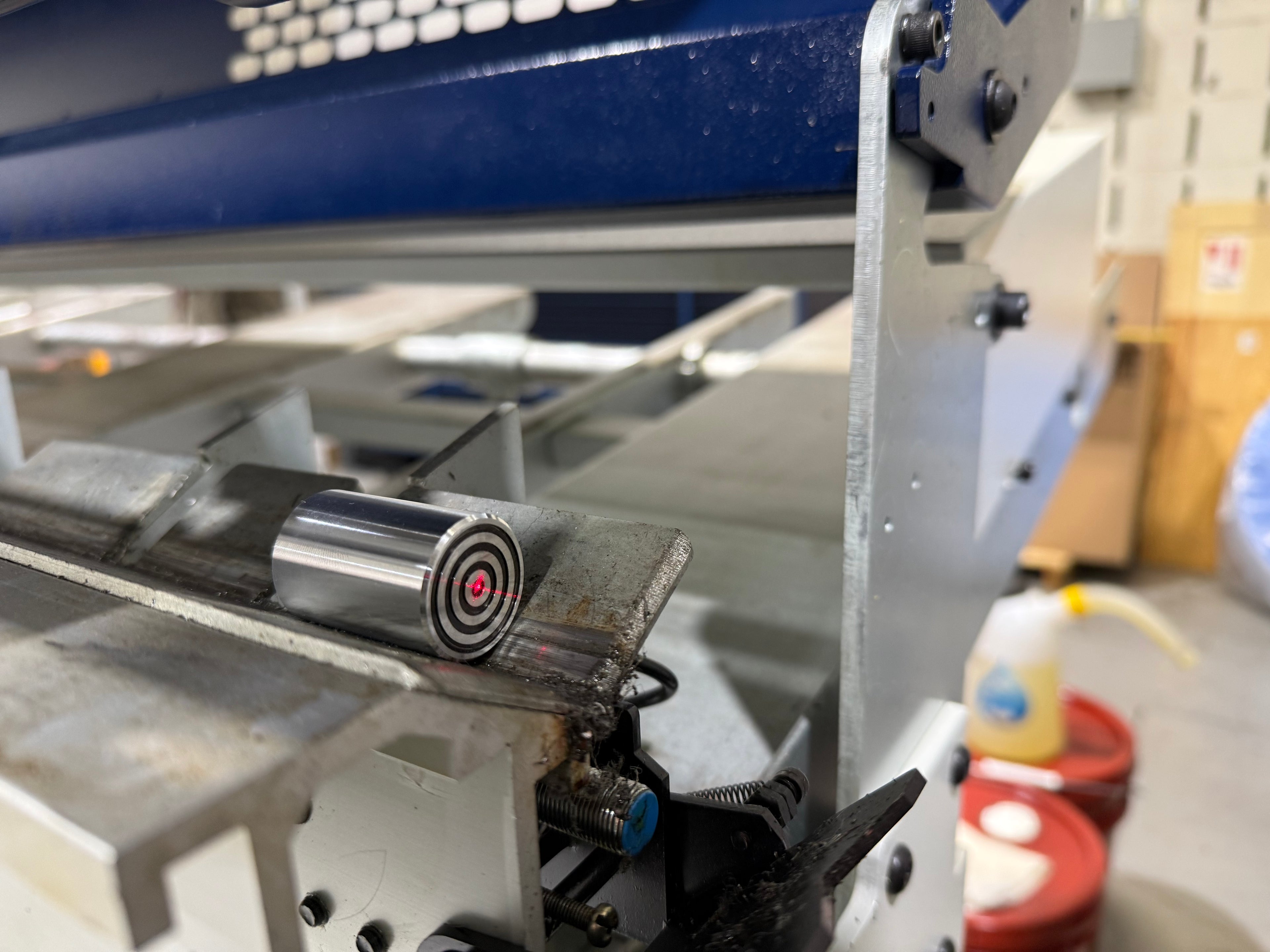 Bar loader alignment target