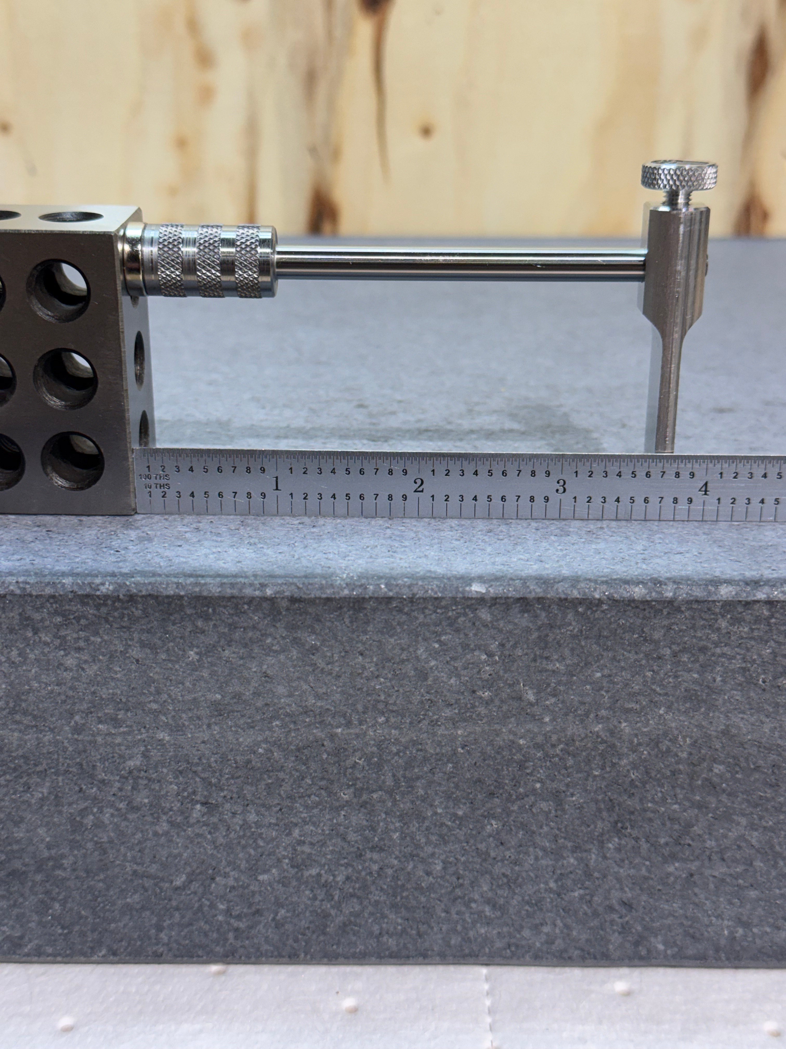 Medium adjustable tool height setter - ø1/2" stem